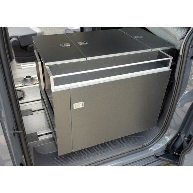 VW T7 FreeVan virtuvės modulis su technologija, be viryklės VW T7 FreeVan virtuvės modulis su technologija, be viryklės