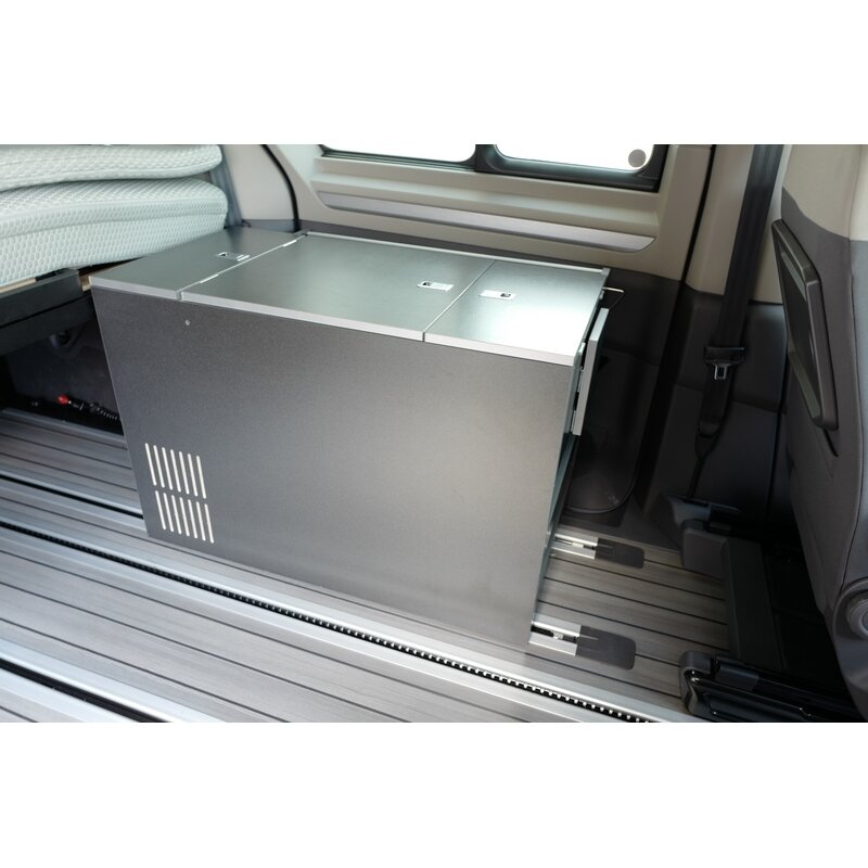 VW T7 FreeVan virtuvės modulis su technologija, be viryklės 1