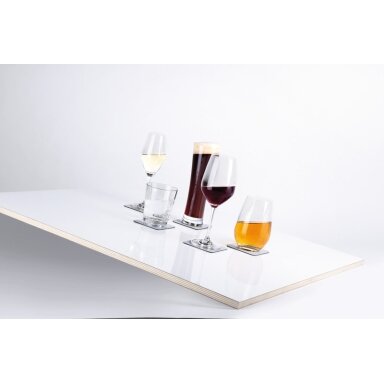 2 magnetinių long drink taurių rinkinys, įskaitant 2 magnetinius padėkliukus 2 magnetinių long drink taurių rinkinys, įskaitant 2 magnetinius padėkliukus