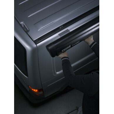 Thule Omnistor 5102 – Korpuso spalva: Antracitas – Audinio spalva: Mystic Grey 2 Thule Omnistor 5102 – Korpuso spalva: Antracitas – Audinio spalva: Mystic Grey 2