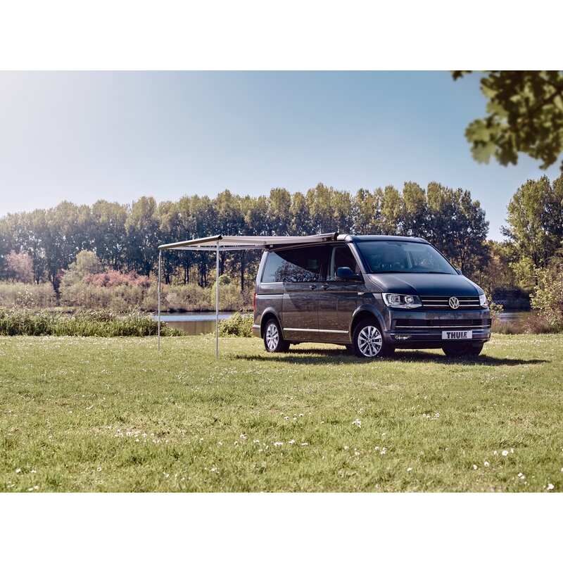 Thule Omnistor 5102 2,6m 2 Thule Omnistor 5102 2,6m 2