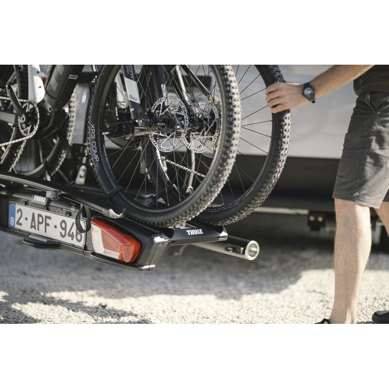 Thule VeloSwing juoda 1 Thule VeloSwing juoda 1