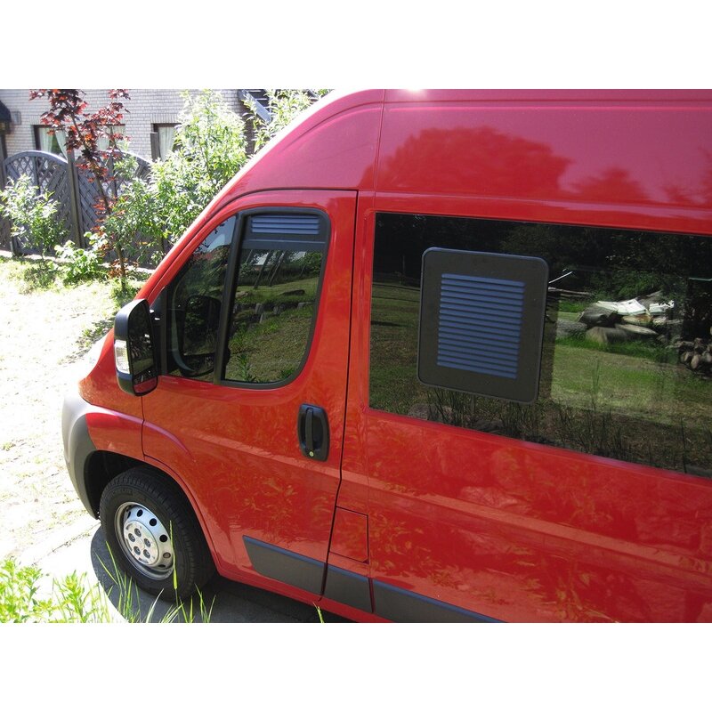 Vėdinimo grotelės, skirtos stumdomam langui, plačios, Ducato/Jumper/Boxer 1 Vėdinimo grotelės, skirtos stumdomam langui, plačios, Ducato/Jumper/Boxer 1