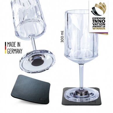 Magnetinės plastikinės taurės WINE 0,3 l su padeliais – 2 rinkinys