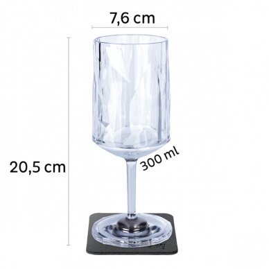 Magnetinės plastikinės taurės WINE 0,3 l su padeliais – 2 rinkinys 6 Magnetinės plastikinės taurės WINE 0,3 l su padeliais – 2 rinkinys 6