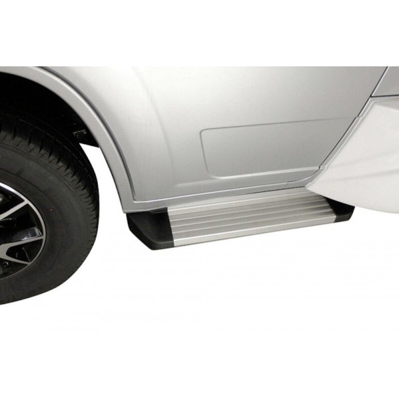 Vairuotojo kabinai laiptukas Mercedes Sprinter ir VW Crafter 2006–2016 m. Vairuotojo kabinai laiptukas Mercedes Sprinter ir VW Crafter 2006–2016 m.