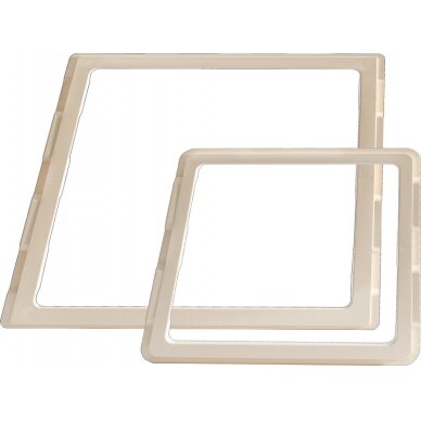 Adapterio rėmas Fiat Ducato stogo gaubtui, 280x280mm Adapterio rėmas Fiat Ducato stogo gaubtui, 280x280mm