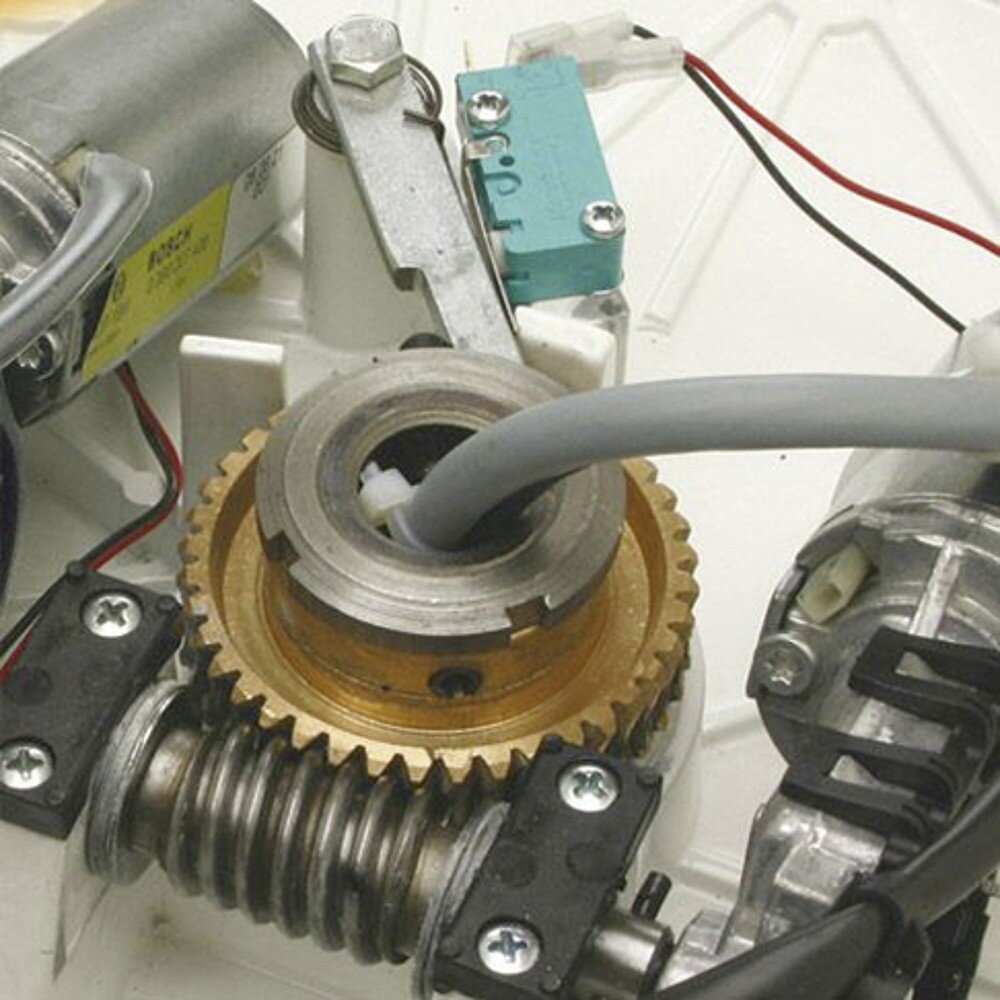 Automatinė palydovinė sistema Flatsat Classic BT 4