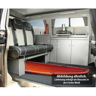 Baldų linija CityVan, itin blizgi balta, skirta VW T6/5 trumpai ratų bazei Baldų linija CityVan, itin blizgi balta, skirta VW T6/5 trumpai ratų bazei