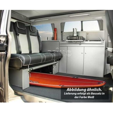 Baldų linija CityVan, itin blizgi balta, skirta VW T6/5 trumpai ratų bazei 1