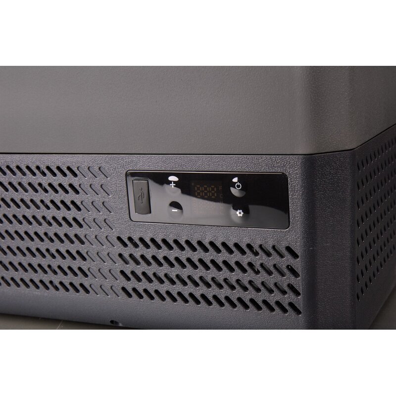 Carbest FreeCooler 8 kompresorinė aušinimo dėžė 1 Carbest FreeCooler 8 kompresorinė aušinimo dėžė 1