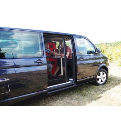 Durys nuo vabzdžių Volkswagen T5/T6 dėžė + universalas Startline versijos nuo 2010 m Durys nuo vabzdžių Volkswagen T5/T6 dėžė + universalas Startline versijos nuo 2010 m