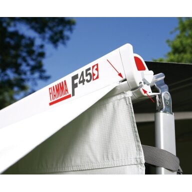 Markizė F45S, 300cm korpusas Polar White, audinys Roayl Grey Markizė F45S, 300cm korpusas Polar White, audinys Roayl Grey