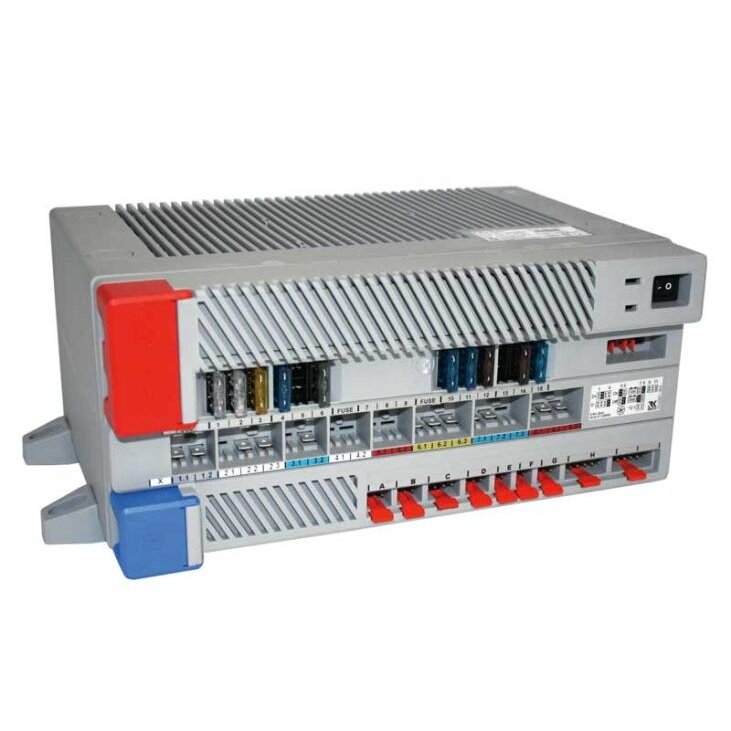 Elektros maitinimo dėžutė Basic Elektros maitinimo dėžutė Basic