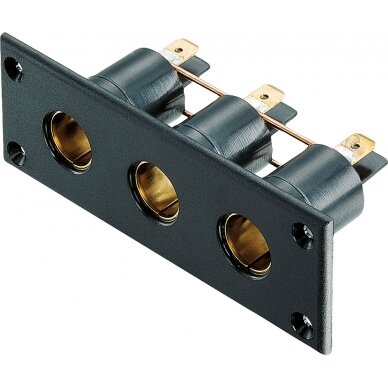 Integruotas trigubas lizdas maks. 16 A / 12 - 24 V Integruotas trigubas lizdas maks. 16 A / 12 - 24 V