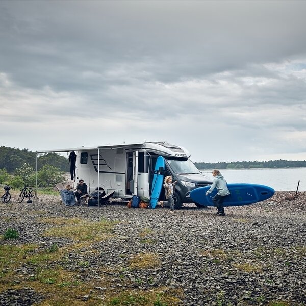 Thule Omnistor 5200 ant šoninės sienos montuojama markizė – 190–500 cm – baltas korpusas 4 Thule Omnistor 5200 ant šoninės sienos montuojama markizė – 190–500 cm – baltas korpusas 4