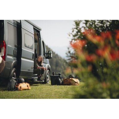 Įėjimo laiptelis „Thule Slide-Out Step G2“, skirti MB Sprinter, VW Crafter, Renault Master, Ford Transit Įėjimo laiptelis „Thule Slide-Out Step G2“, skirti MB Sprinter, VW Crafter, Renault Master, Ford Transit