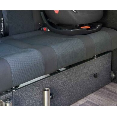 Miegamasis suoliukas priekiniame skydelyje VW T6/5 V3100 standus 10 dydžio dekoro bazaltas Miegamasis suoliukas priekiniame skydelyje VW T6/5 V3100 standus 10 dydžio dekoro bazaltas