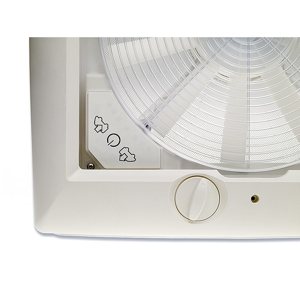 Omnivent stogo gaubtas su 12V ventiliatoriumi 1 Omnivent stogo gaubtas su 12V ventiliatoriumi 1