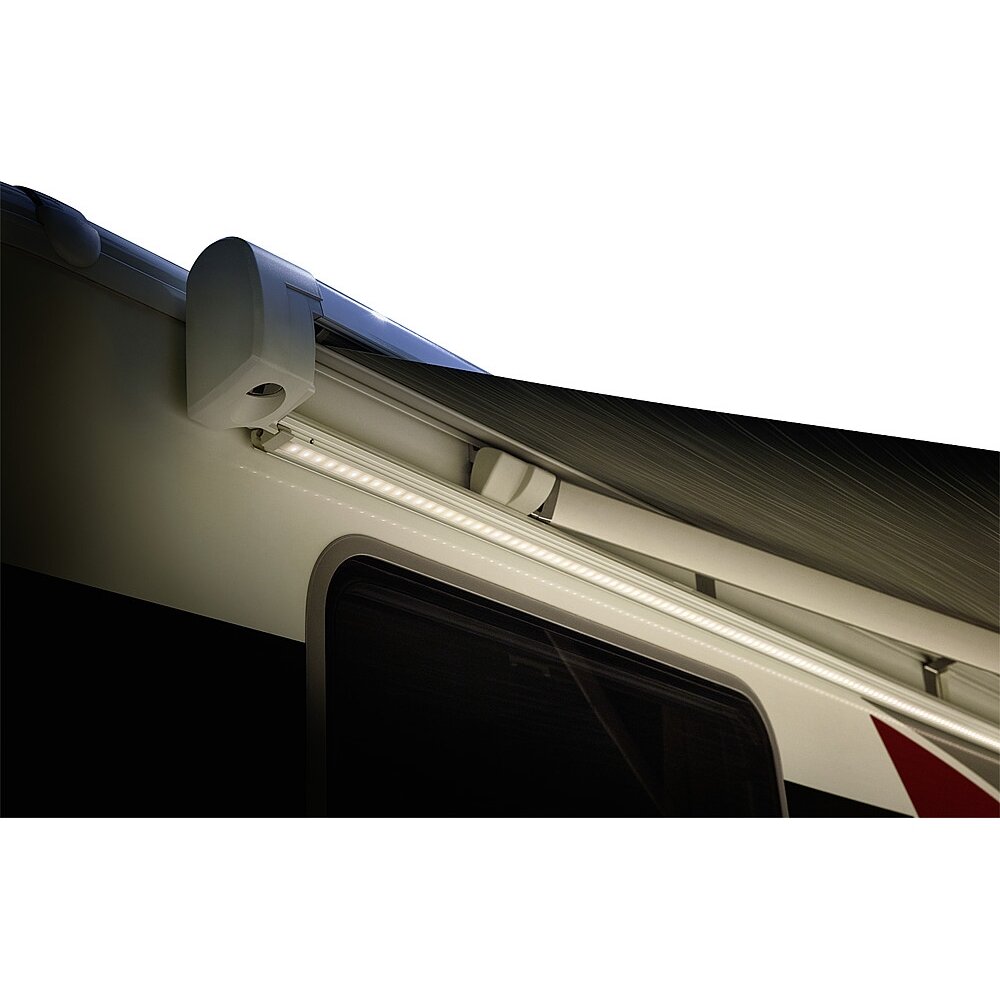 LED tvirtinimo bėgelis Omnistor 5200 300cm baltas 2 LED tvirtinimo bėgelis Omnistor 5200 300cm baltas 2