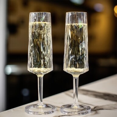 Šampano taurė CLUB Nr.
14, super stiklas 100 ml rinkinys iš 2 krištolo skaidrumo