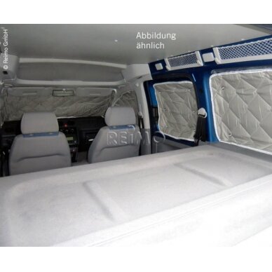 Šiluminiai kilimėliai Isoflex vairuotojo kabinoje VW Caddy 3 dalių 1