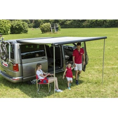 Stogo markizė F40 Van 270, 270 x 225 cm, karališkos pilkos spalvos audinys, giliai juodas korpusas 2 Stogo markizė F40 Van 270, 270 x 225 cm, karališkos pilkos spalvos audinys, giliai juodas korpusas 2