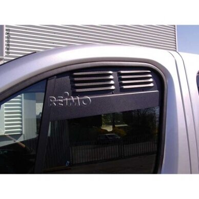 Vairuotojo kabinos ventiliacijos grotelės: Vairuotojo kabinos durų ventiliacija 2vnt. 2