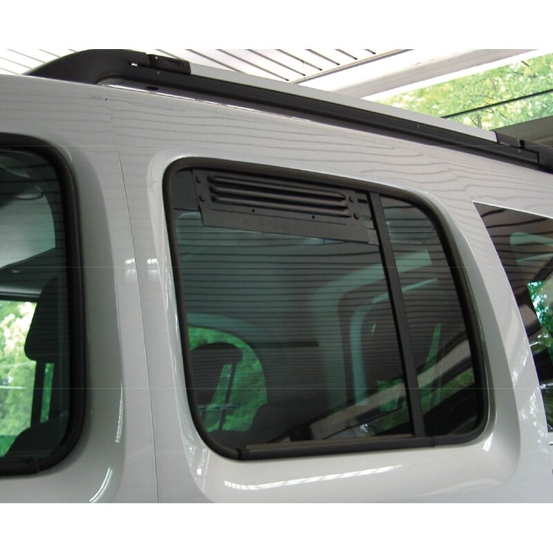 Vėdinimo grotelės galinio lango Renault Kangoo, MB Citan Vėdinimo grotelės galinio lango Renault Kangoo, MB Citan