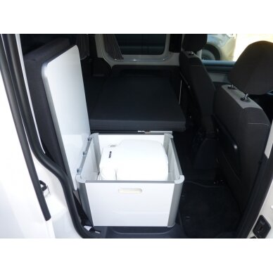 VW Caddy Camp Maxi daiktadėžė Porta Potti 335 - itin blizgi balta 1 VW Caddy Camp Maxi daiktadėžė Porta Potti 335 - itin blizgi balta 1