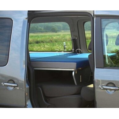 VW Caddy Maxi montuojama lovų sistema 200 x 133 cm su apmušalais + užvalkalais 3 VW Caddy Maxi montuojama lovų sistema 200 x 133 cm su apmušalais + užvalkalais 3