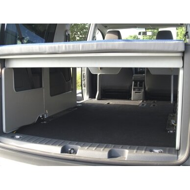 VW Caddy Maxi montuojama lovų sistema 200 x 133 cm su apmušalais + užvalkalais 5