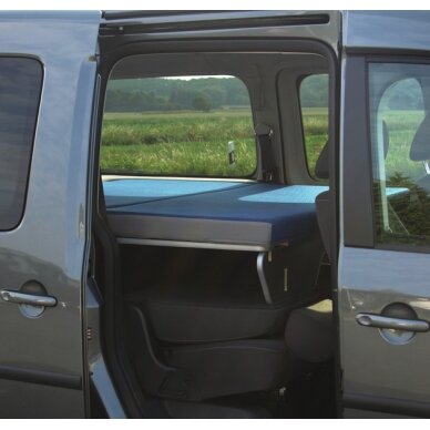 VW Caddy Maxi montuojama lovų sistema 200 x 133 cm su apmušalais + užvalkalais 7