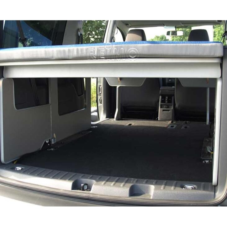 VW Caddy Maxi montuojama lovų sistema 200 x 133 cm su apmušalais + užvalkalais 1 VW Caddy Maxi montuojama lovų sistema 200 x 133 cm su apmušalais + užvalkalais 1